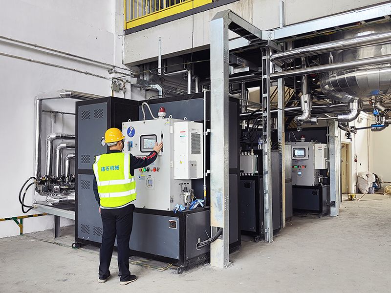 1729913174753309.jpg 聚氨酯反應(yīng)釜防爆<a href='http://www.iycgnde.cn/product/dianjiaredaoreyoulu.html' class='body-link'>電加熱導(dǎo)熱油爐</a> (1).jpg